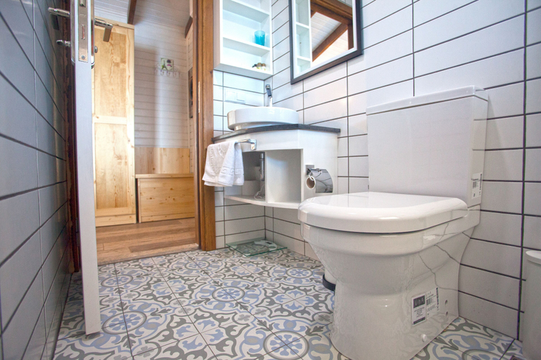Bathroom 5, Sunset Villa Hotel, Kaş