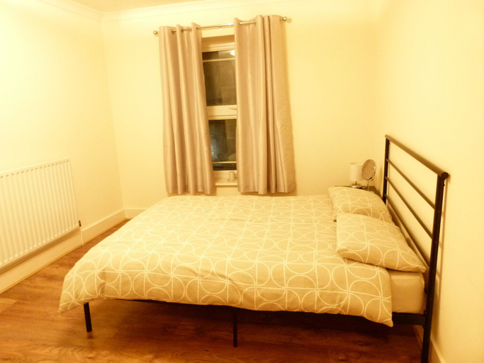 Bedroom 4, SS Property Hub - Canary Wharf Apartment, London