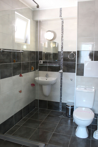 Bathroom 5, Venera Hotel, Nesebar