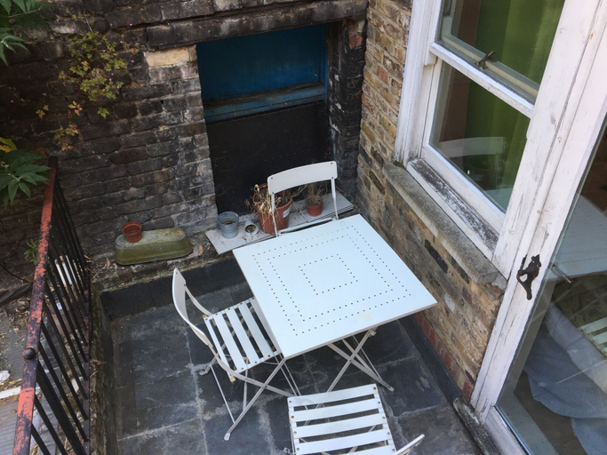Others 5, Stay in Kings Cross - Flat D, London