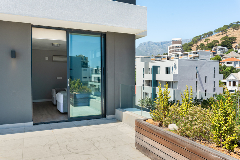 Exterior & Views 2, Warwick 504, City of Cape Town