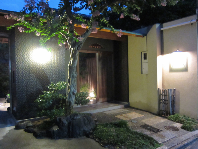 Yadoya Nishijinso, Kyoto