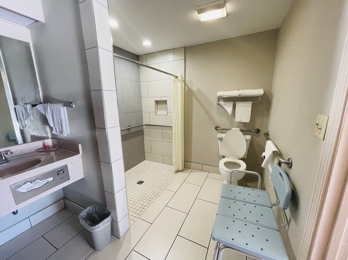 Bathroom 4, Econo Lodge Laurel, Jones