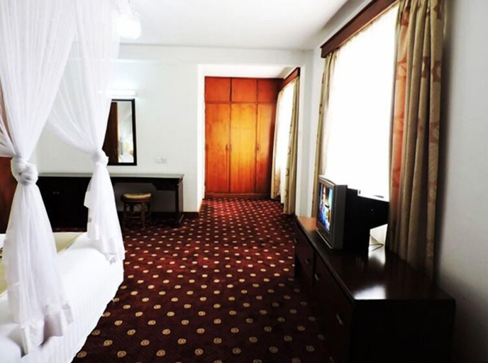 Bedroom 2, Mosa Court Suites, Kampala