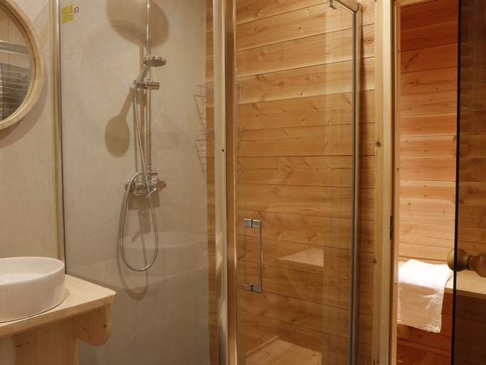 Bathroom 4, Gite Basse Correo, Hautes-Alpes