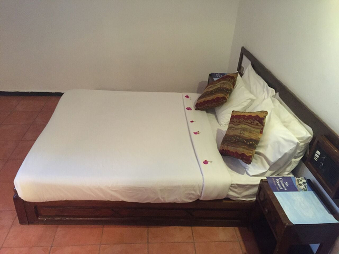 Bedroom 4, Six Corners Resort, Fa'id