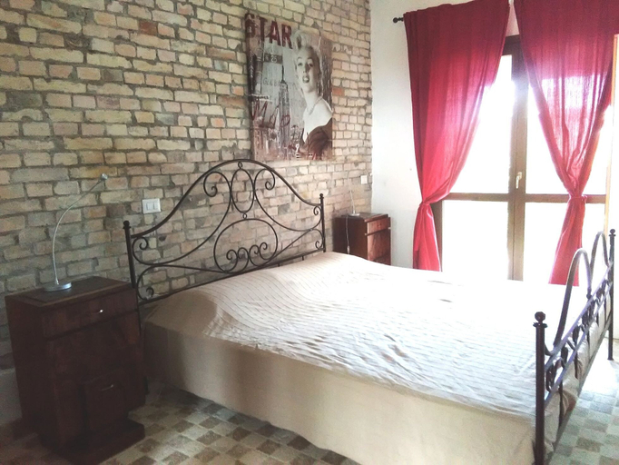 Bedroom 3, Casali Costadoro, Ascoli Piceno