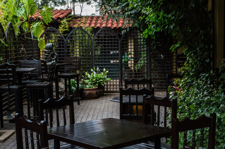 Food & Drinks 5, The King Post, Dagoretti North