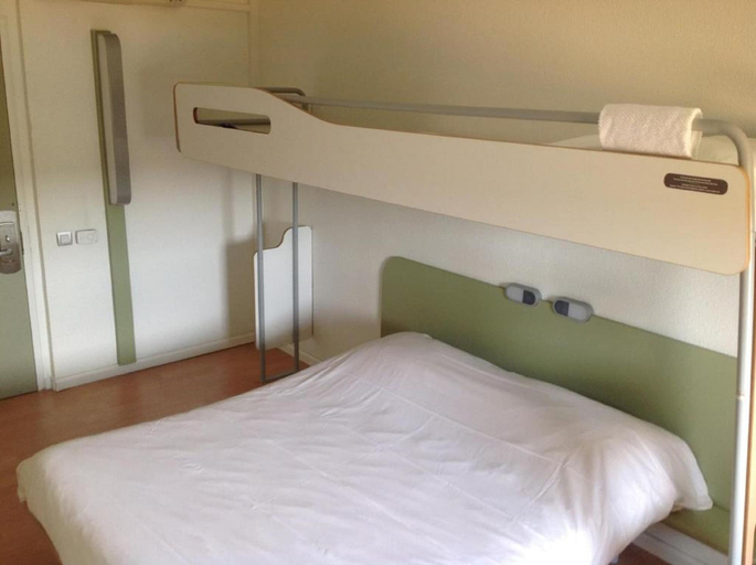 Bedroom 4, ibis budget Orgeval, Yvelines