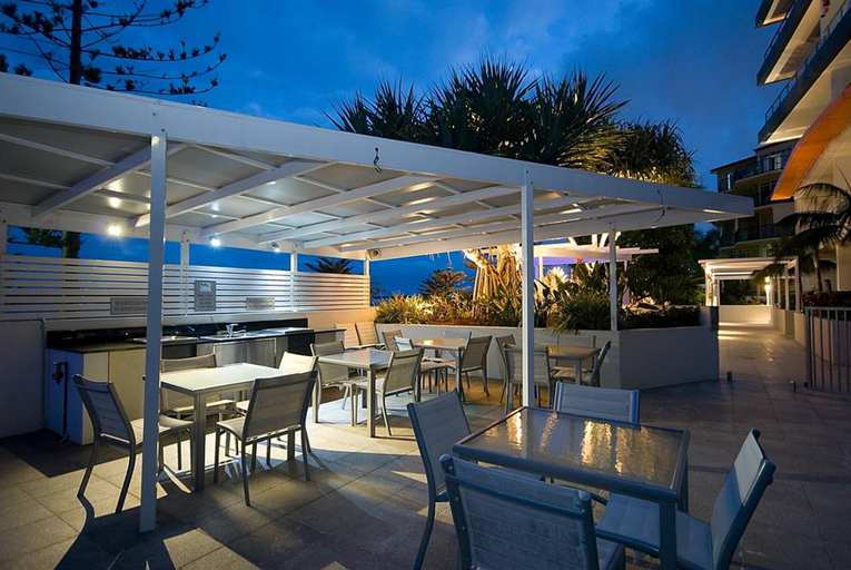 Food & Drinks 5, Silvershore Apartments on the Broadwater, Gold Coast