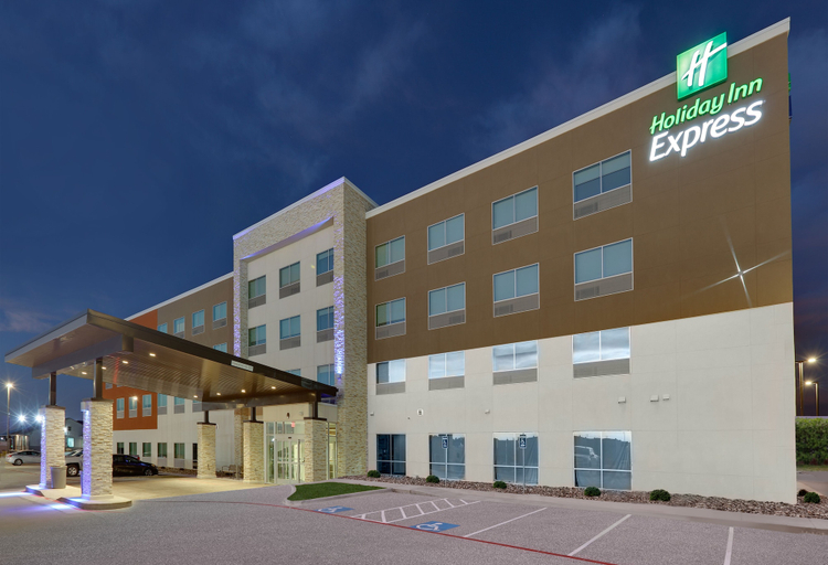 Exterior & Views 5, Holiday Inn Express KERMIT by IHG, Winkler