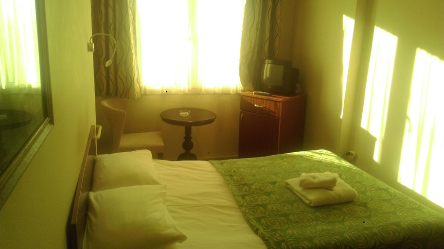 Bedroom 3, Adapalas Hotel, Osmangazi