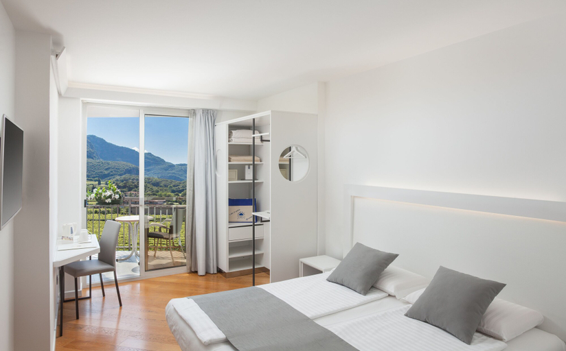 Bedroom 3, Hotel Continental - Tonelli Hotels, Trento