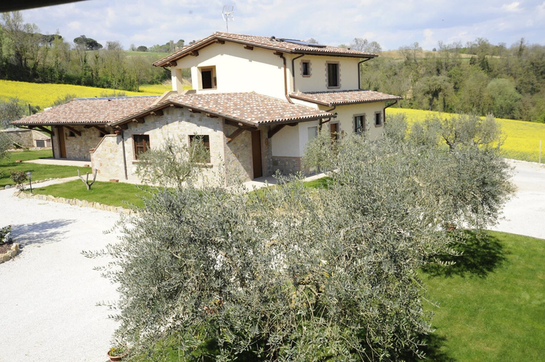 Others 5, Agriturismo L'Antico Casale, Perugia