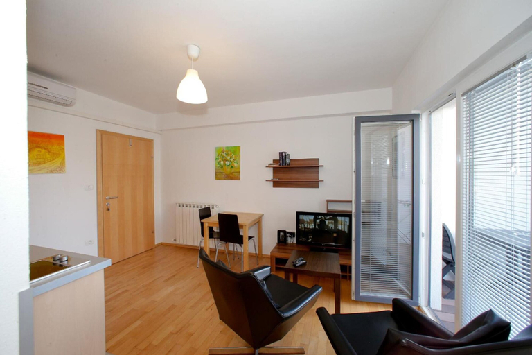 Others 5, BC Apartments, Senj