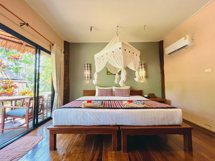 Bedroom 3, Thapwarin Resort-Green Hotel, Ko Lanta