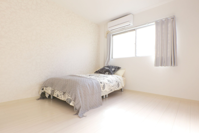 Bedroom 3, Recadent Shikitsu Minpaku, Osaka