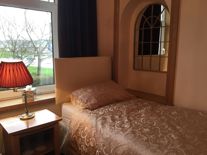 Bedroom 4, Lakeview Guest House, Dumfries and Galloway