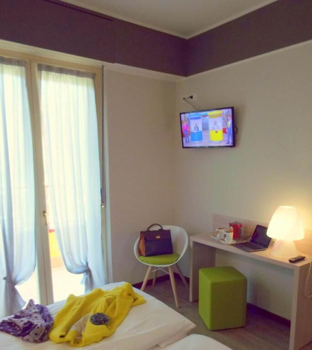 Bedroom 4, Imperial, Verona