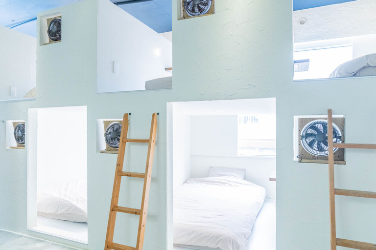 Okinawa Guest House Chanpuru - Hostel, Naha