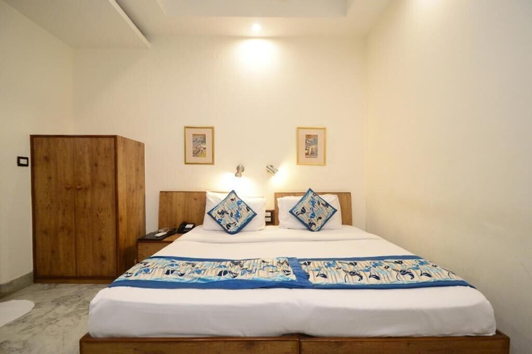 Bedroom 3, Hotel Yulia - Le Amour Inn, Jaipur