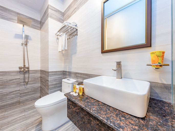 Bathroom 5, Gold Coast Hotel Nha Trang, Nha Trang