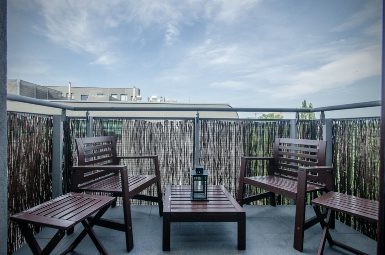 Others 4, apartamenty momo, Środa Śląska