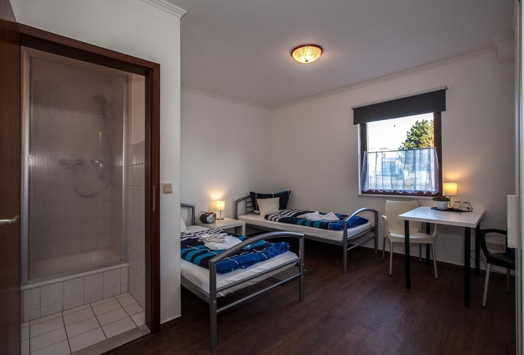 Bedroom 5, Pension Vier Tore, Mecklenburgische Seenplatte