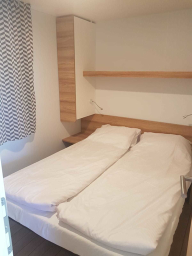 Bedroom 2, SiCamp in Camping Village Cavalino, Venezia