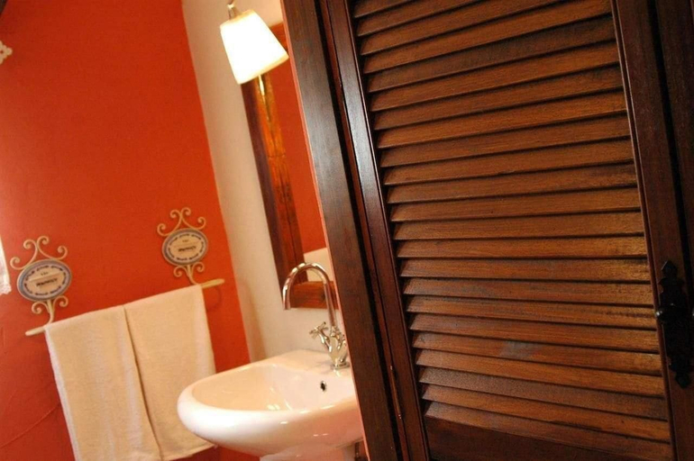 Bathroom 4, Rural Pedroches Casa Los Mineros, Córdoba