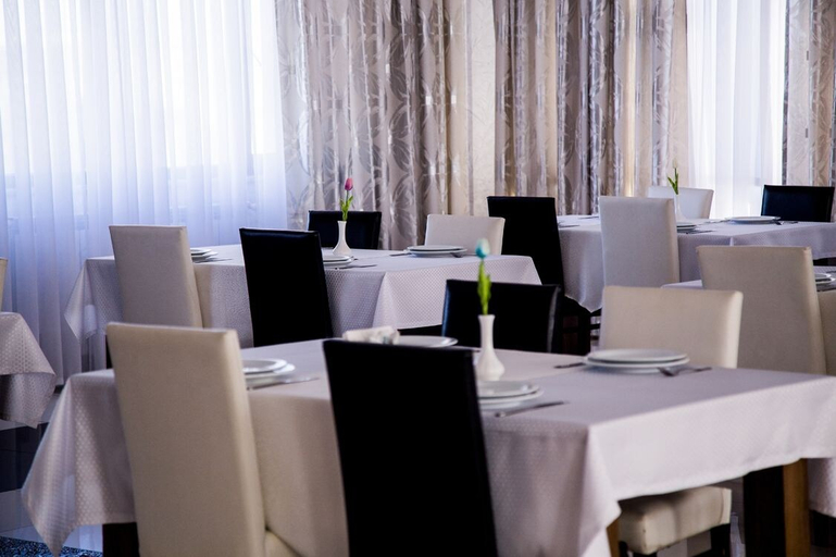 Food & Drinks 4, Travel Hotel, Baku