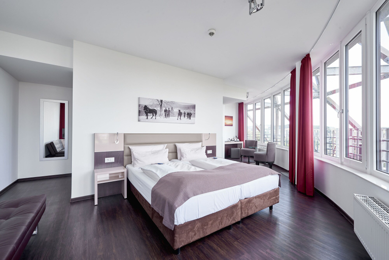 Bedroom 4, Hotel Oversum Winterberg, Hochsauerlandkreis