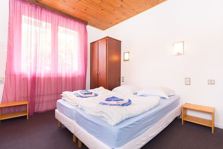 Bedroom 3, Les Sources, Vosges