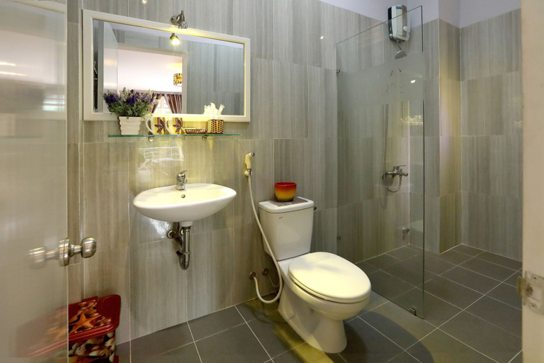 Bathroom 4, Green Garden Homestay, Da Nang