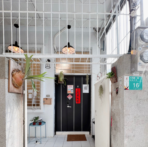 Exterior & Views, Relax Inn, Tainan