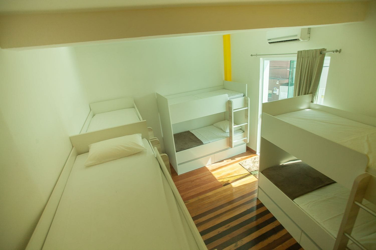 Bedroom 3, The Bridge Hostel, Floriniapolis