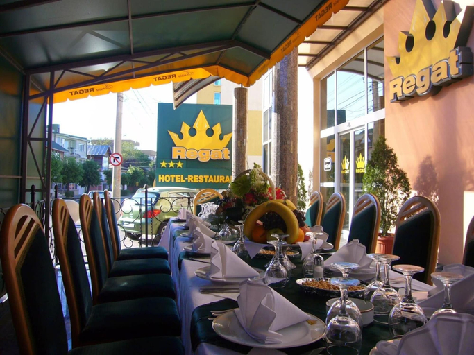 Food & Drinks 4, Hotel Regat, Pitesti