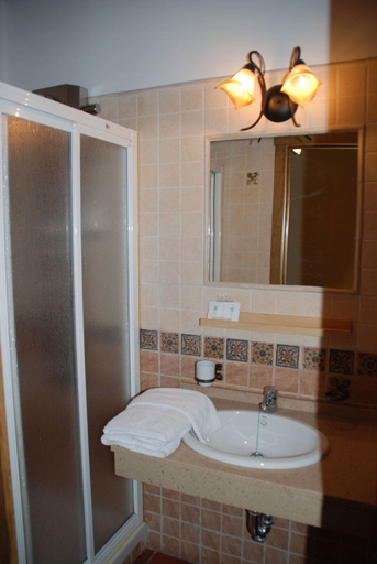 Bathroom 5, Pago de Trascasas, Valladolid