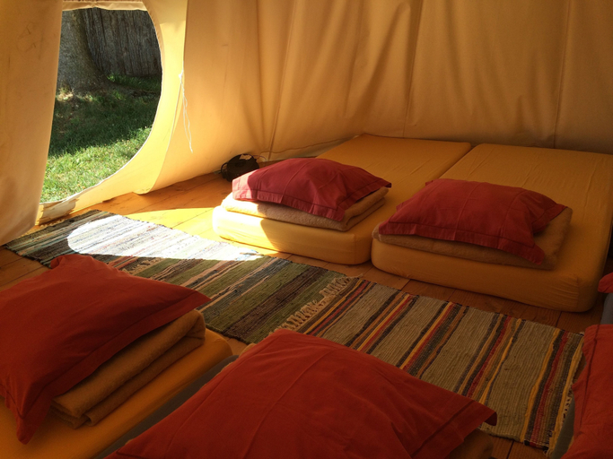 Bedroom 3, Weekend en Provence Hébergement Insolite, Drôme