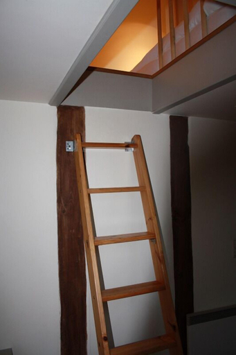Bedroom 2, Dry Le Nou Menatye, Luxembourg