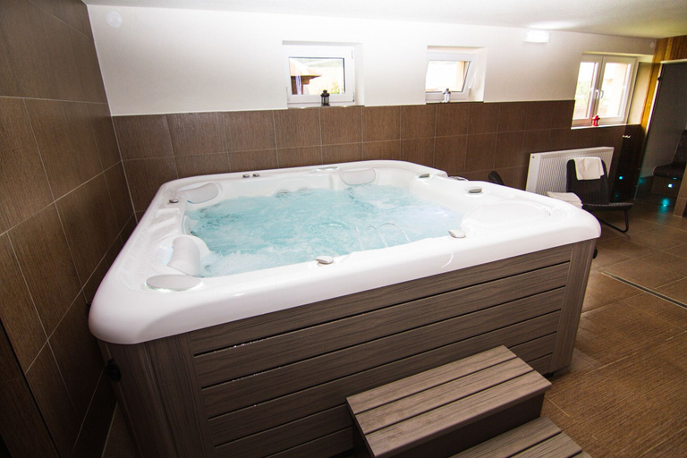 Bathroom 4, Apartments Club Telgart, Brezno