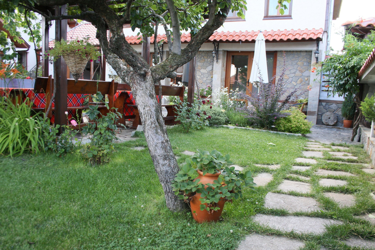 Others 5, Iliikova House, Karlovo