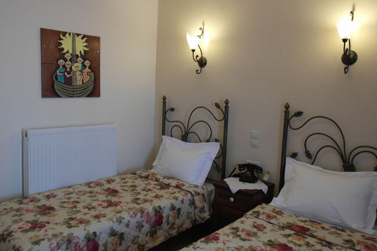 Bedroom 5, Xenios Zeus, Central Macedonia