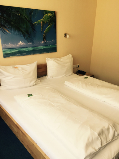 Bedroom 5, Hotel Gerber, Aschaffenburg