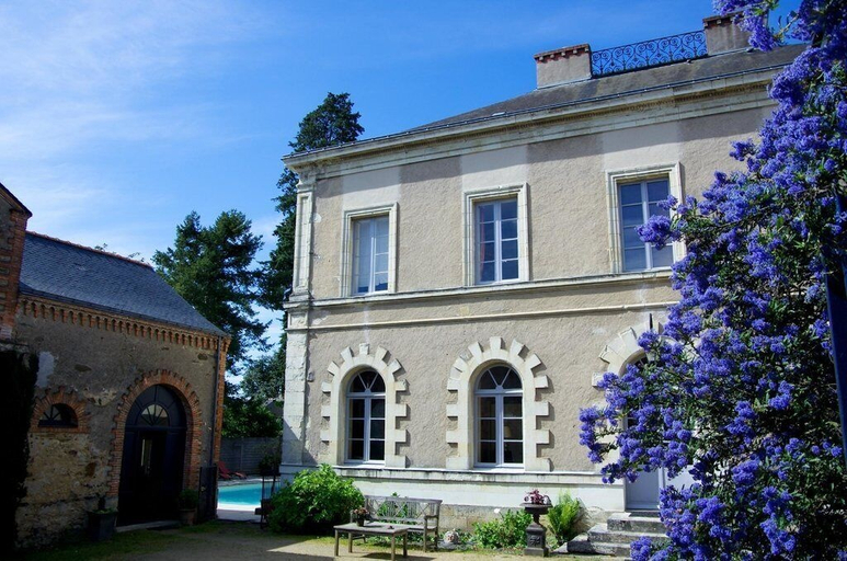 Exterior & Views 2, Clos des 3 Rois Chambres Hôtes Thouarcé, Maine-et-Loire