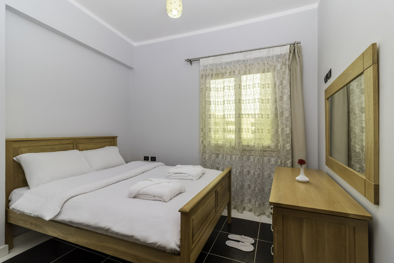 Bedroom 3, Royal Beach Serviced Apartments, Al-Ghurdaqah