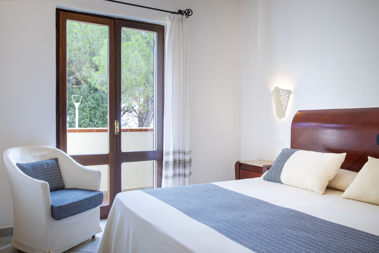 Bedroom 3, Hotel La Torre, Ogliastra
