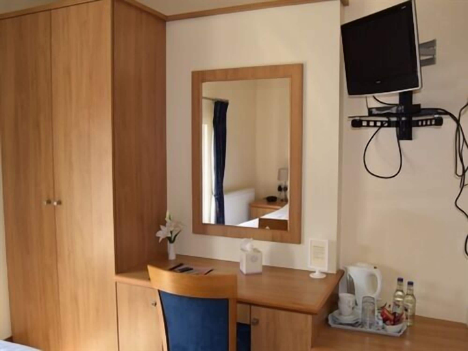Others 5, The George Hotel, Shropshire