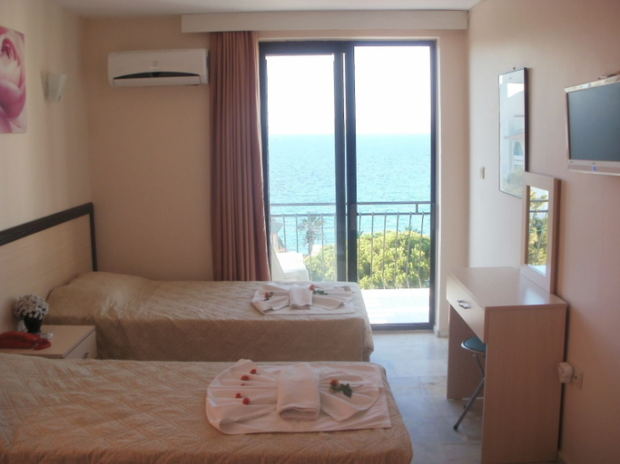 Bedroom 2, Hotel Melike, Kuşadası