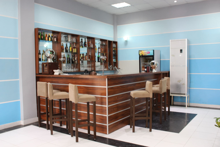 Food & Drinks 4, Hôtel Résidence St David, Wouri
